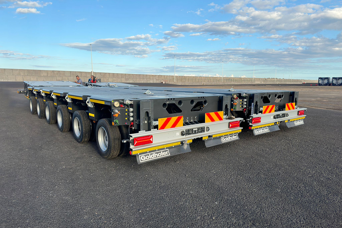 Entrega y capacitacin de equipos autopropulsados Goldhofer para Transportes Carballo